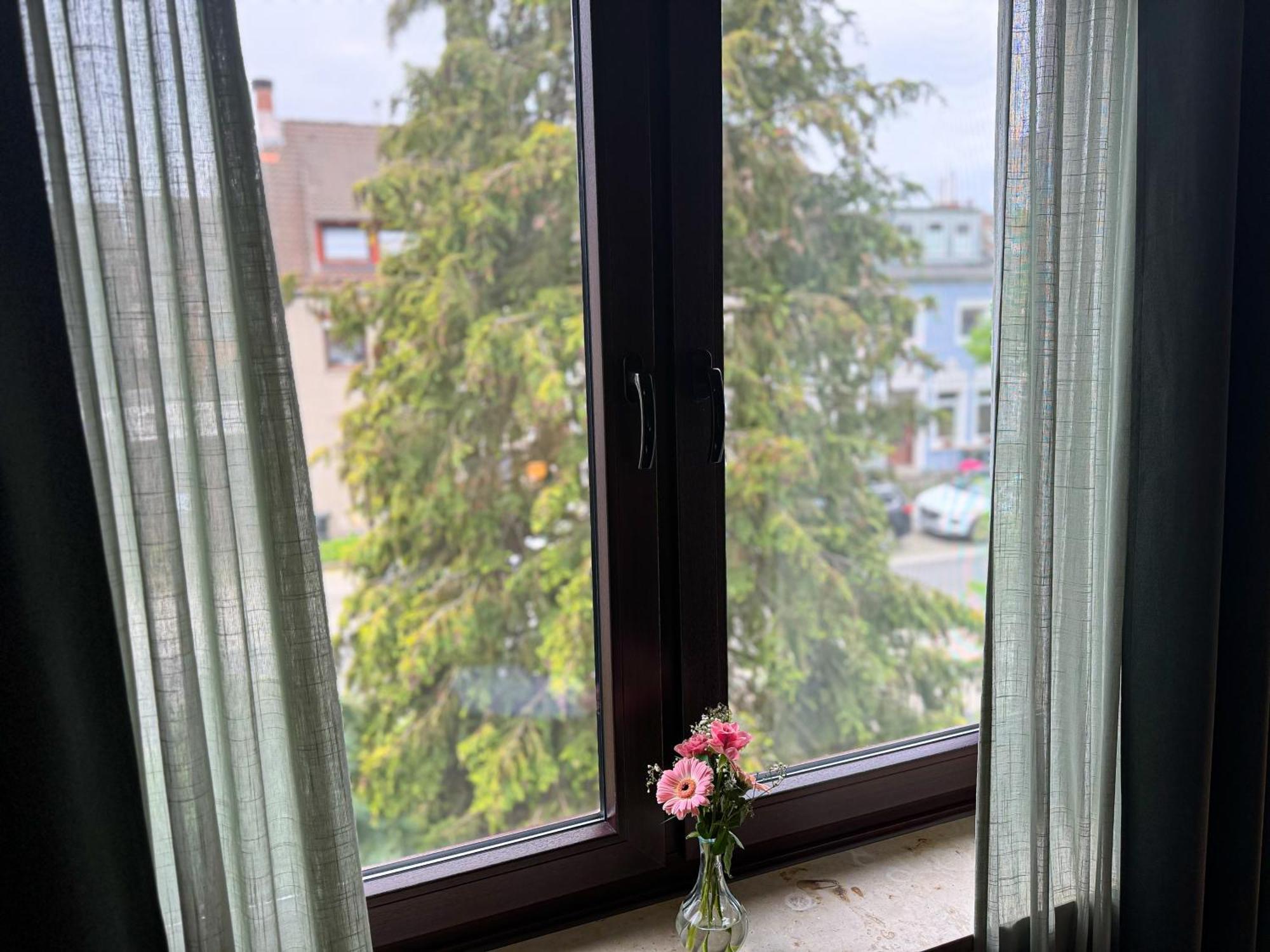 Immostay Ferienhaus Mit Garten & Free Parking BRE Exterior foto